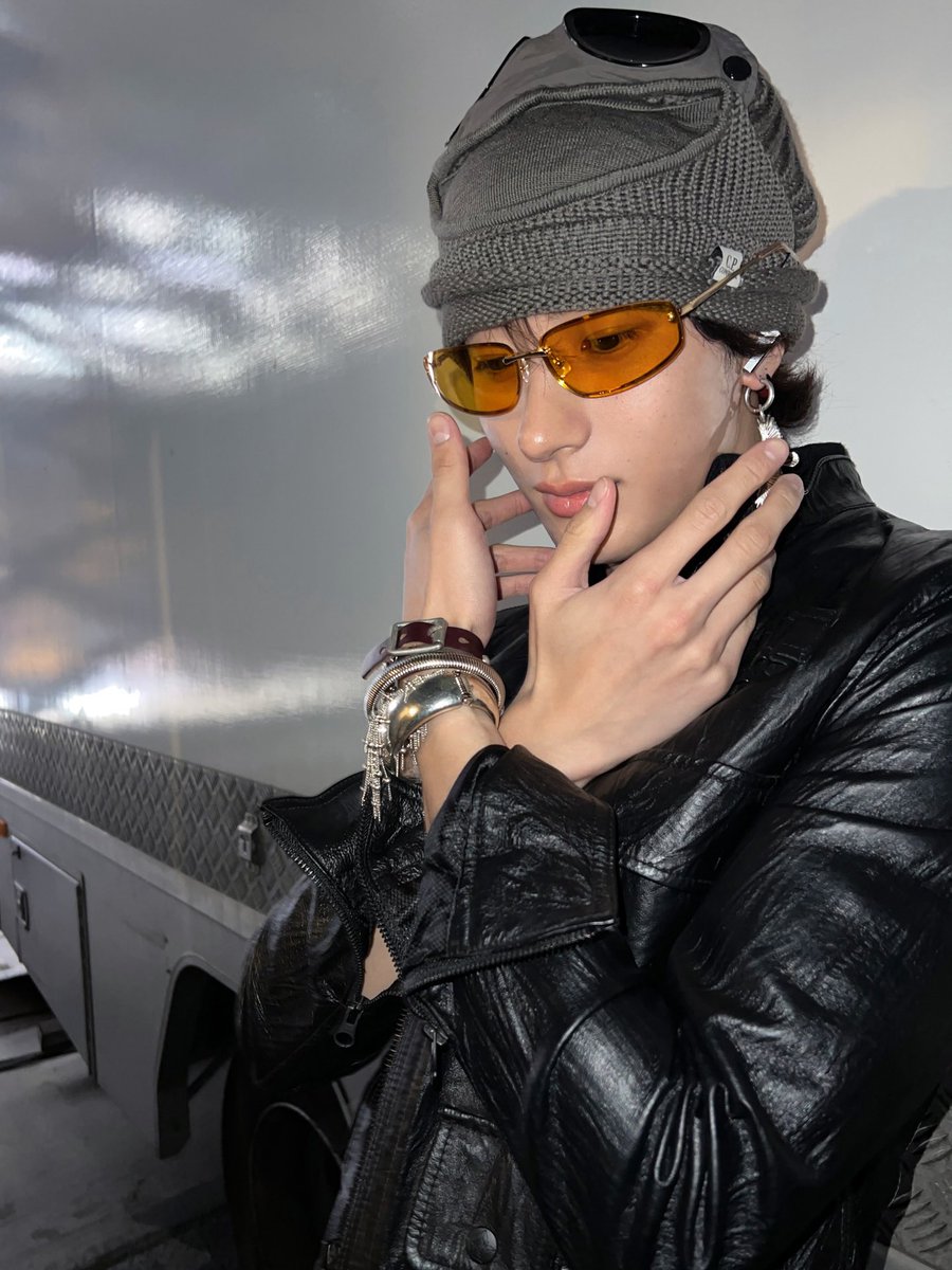 antonisbabo's tweet image. #앤톤 #ANTON