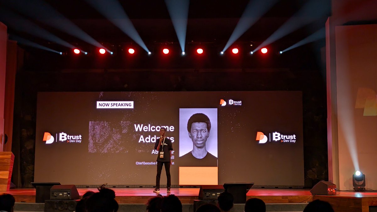 q.dart 💙 tweet media