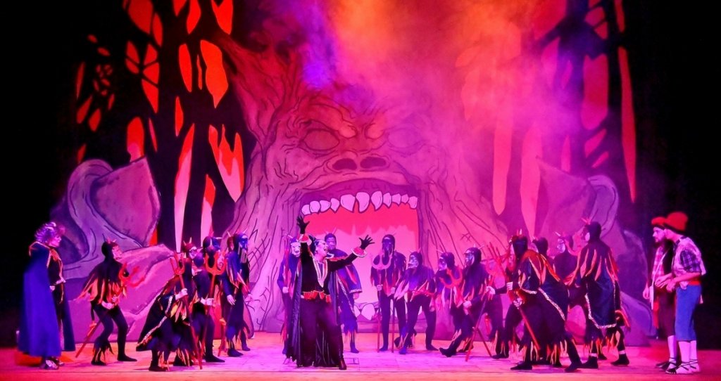 🎭 Els Pastorets d’Igualada anuncien una funció amb els actors igualadins Marc Tarrida i Biel Rossell en els papers de Lluquet i Rovelló

👉🏼 radioigualada.cat/lacarta/els-pa…