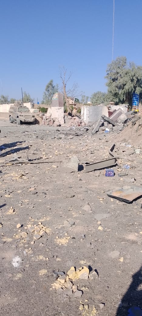 Mohsin_o2's tweet image. Visuals from Nokundi ⚠️

Visuals points to both the car and weapons originating in Afghanistan. The vehicle had a Florida plate and appears to have been smuggled into Pakistan, while the arms match U.S. military equipment left behind after the withdrawal.