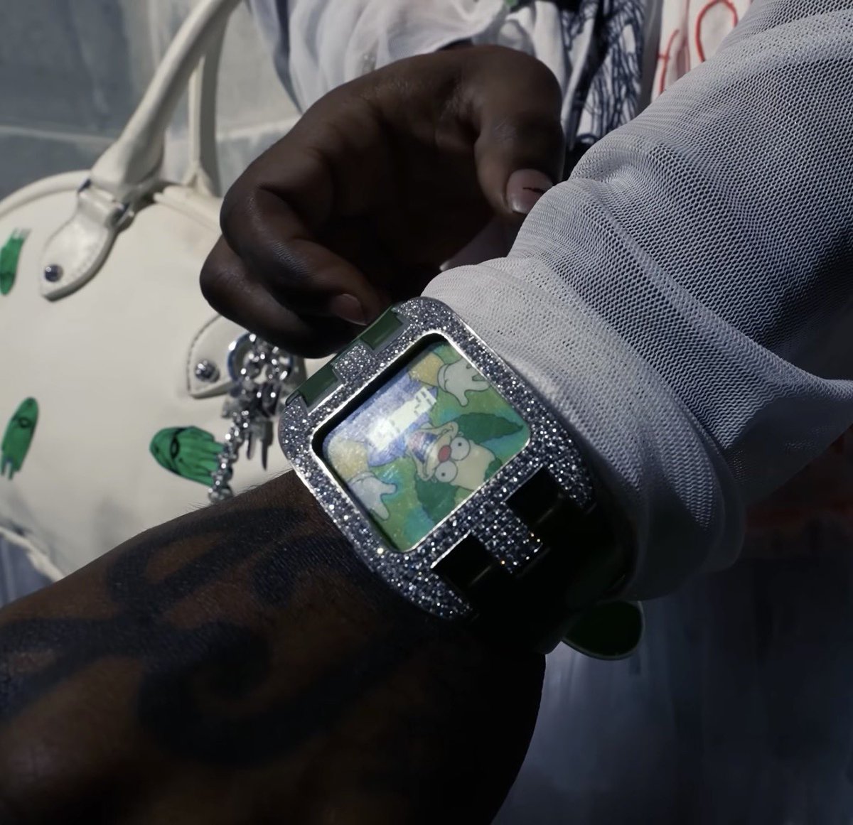 Lil Uzi Vert iced out a 2002 Krusty Clown watch from Burger King 💎⌚️