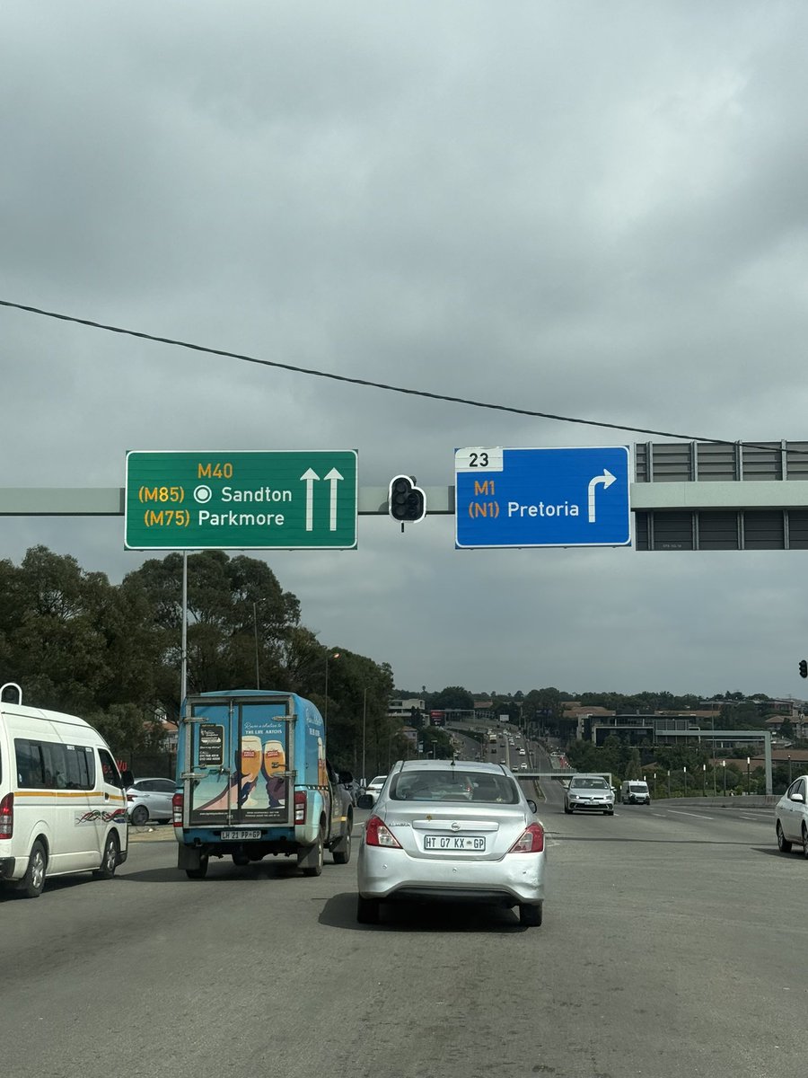 JusstAlpha's tweet image. It was good while it lasted. G20 is gone, Grayston Drive (Sandton) traffic lights back to factory settings. Agh