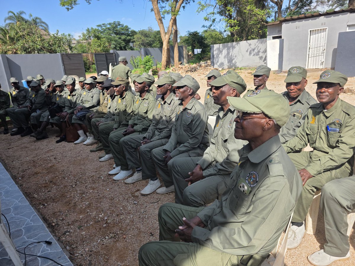 It is indeed with profound gratitude that I address you on this historic occasion of the handover of empowerment funds to War Veterans from the Midlands Province following a firm commitment to honour the promise by our listening and people-centric leader, His Excellency the