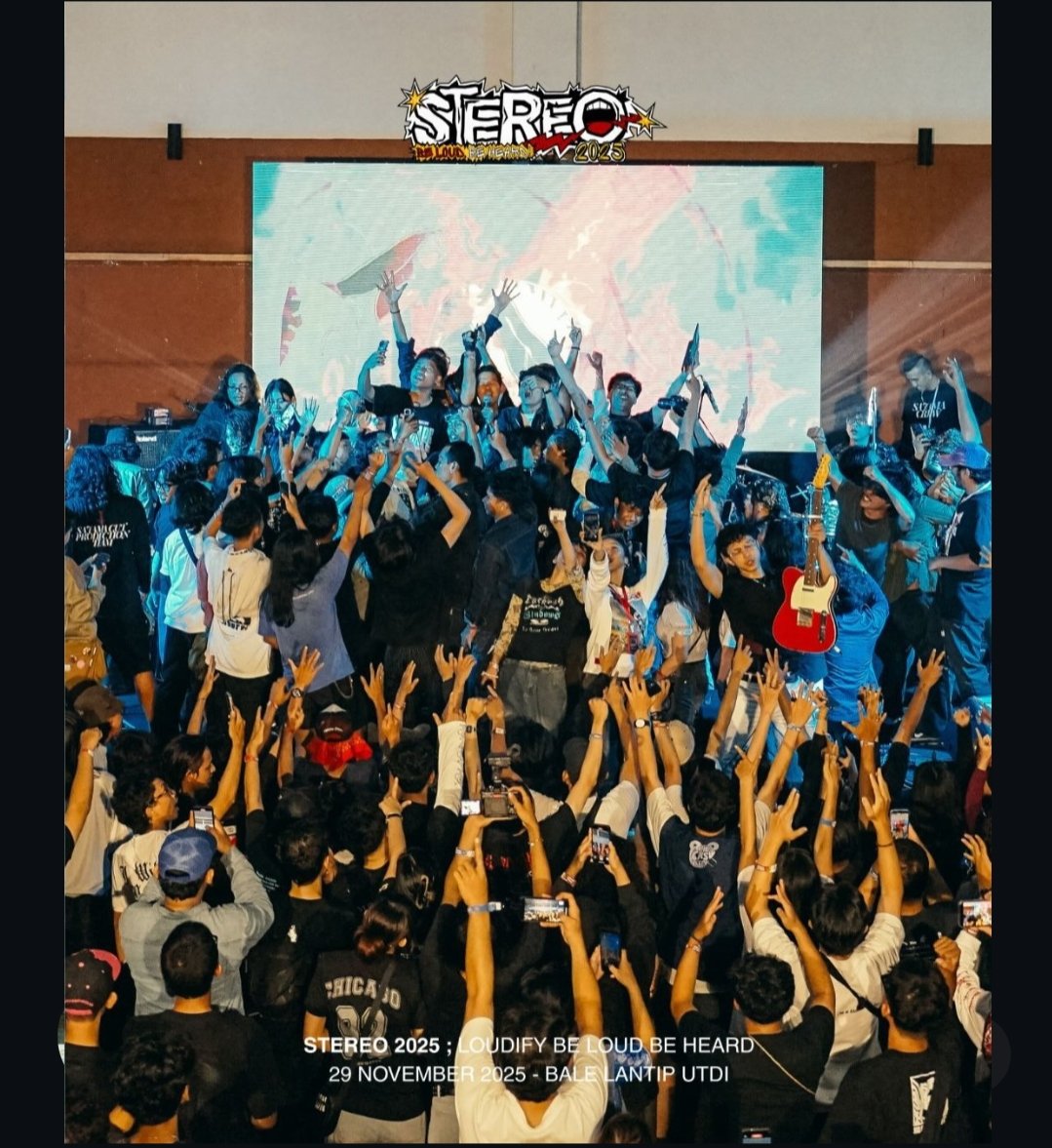 siapa yang kemarin dateng ke event Stereo 2025 👀

tau ga sih, kalau stereo itu hasil karya dari anak radio lohh
 
yapp Crast 107,8 FM lah yang jadi promotor dari perkembangan event Stereo setiap tahunnya !!

Yuk share keseruan nonton stereo  ke Velix 😆
#Stereo2025
#Crast1078FM