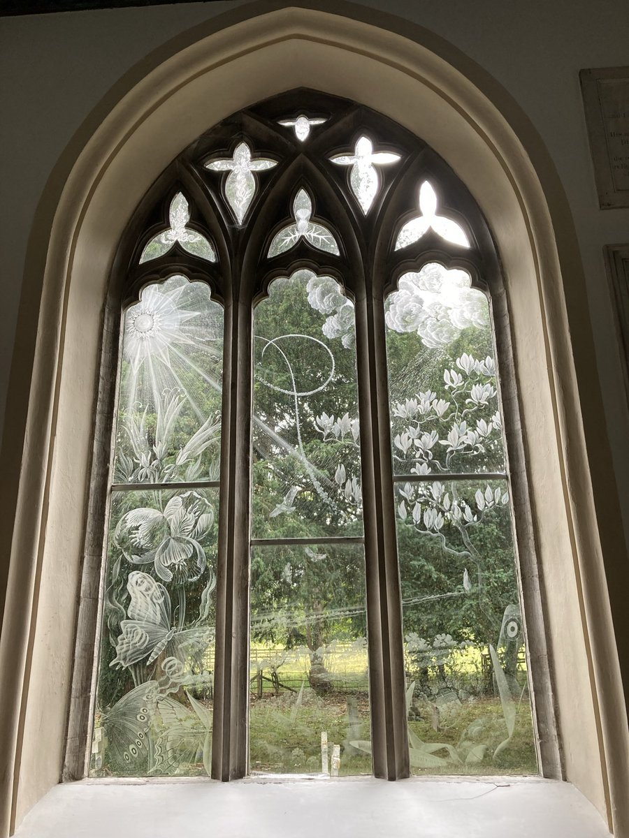 TulipHeather's tweet image. #WeekWForWindows
#AlphabetChallenge
Some of the windows in St Nicholas’ church, Moreton, Dorset, that were engraved by Sir Laurence Whistler