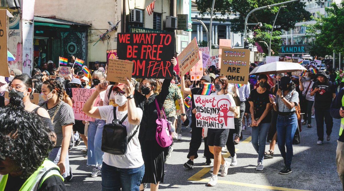 Documentary 'Vivas' by Angélica Cruz Aguilar shows the fight against #femicide in #LatinAmerica.

As part of #OrangeTheWorld 2025 <a href="/UN_Women/">UN Women</a>, <a href="/UniLeiden/">Universiteit Leiden</a> screens the film on 9 Dec, followed by a talk with the maker &amp; experts <a href="/MartnDiMarco2/">Martín Hernán Di Marco</a> &amp; <a href="/SForchieri/">Sofia Forchieri</a>

📽️universiteitleiden.nl/en/events/2025…