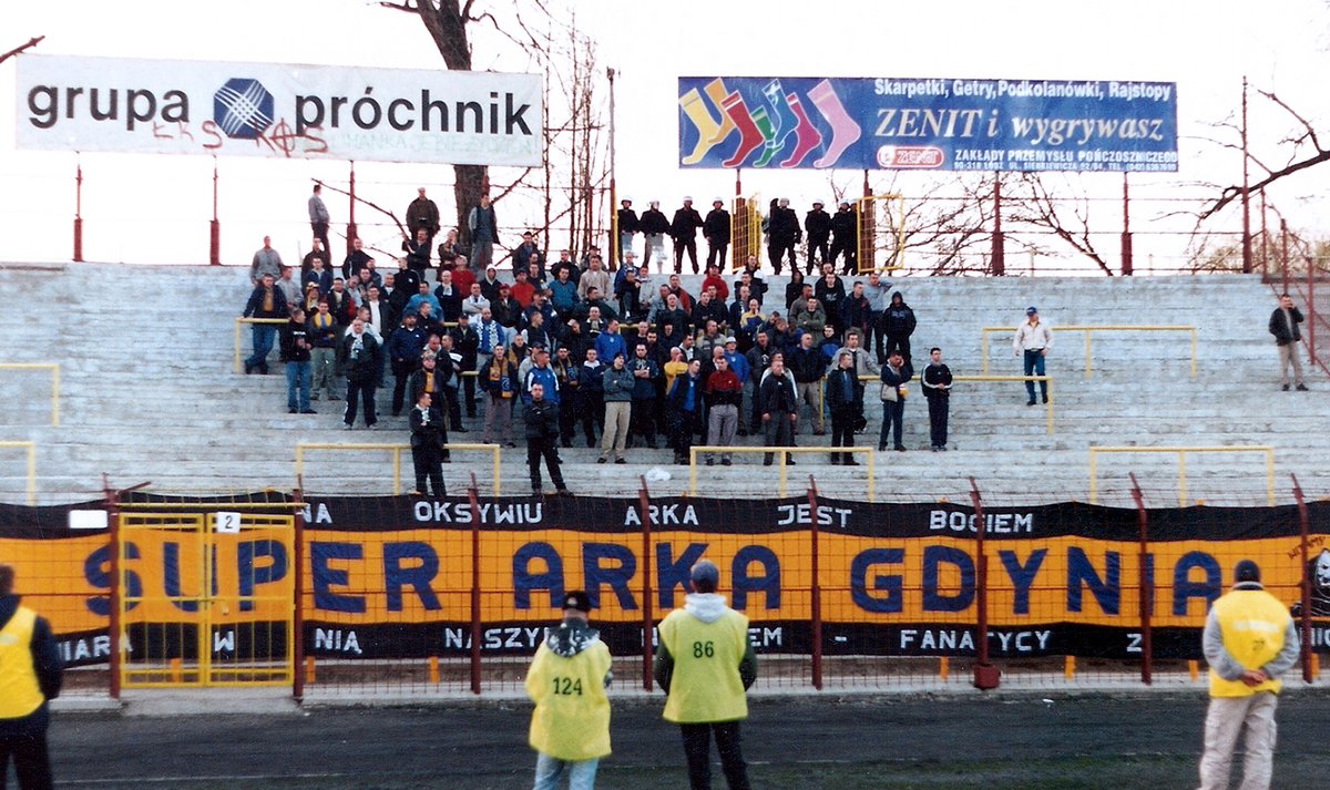gra_gitara's tweet image. 2002.03.29* ŁKS Łódź - Arka Gdynia
*Wielki piątek
