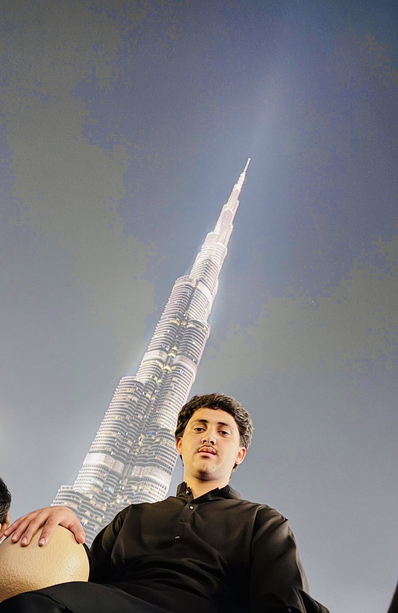 WASIF_KHAN_7's tweet photo. Burj khalifa Dubai ❤️.   
#Dubai https://t.co/i80byphsNC