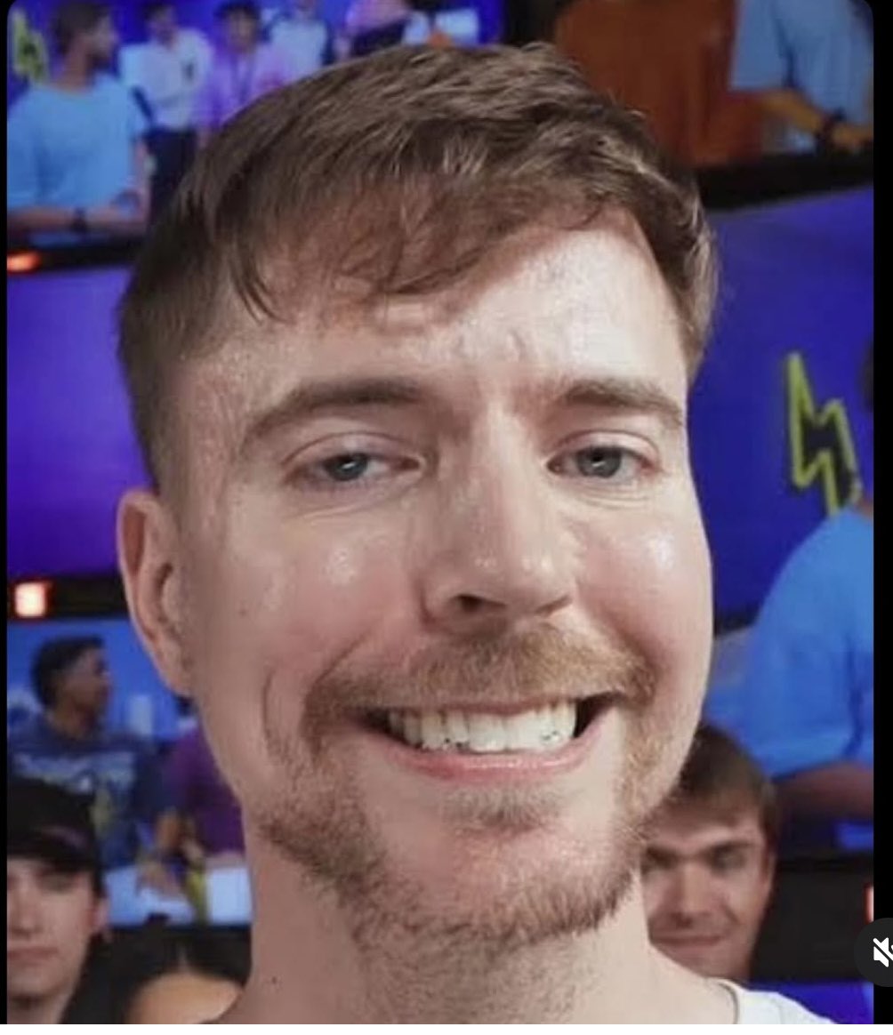 jakeshieldsajj's tweet image. Is this a smile you would trust?