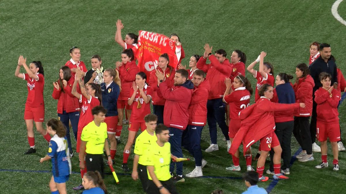 Areadejoctrs's tweet photo. ⚽ FUTBOL FEMENÍ | TERRASSA FC 3⃣🆚1⃣ PORQUERES

Amb aquesta victòria, el @TerrassaFC femení suma 25 punts i es manté segon classificat, en zona de playoff‼️

📈 8 jornades seguides sense perdre: 7 victòries i 1 empat!

#FutbolFemení #TerrassaFC #Playoff https://t.co/UYMmIGJkyB