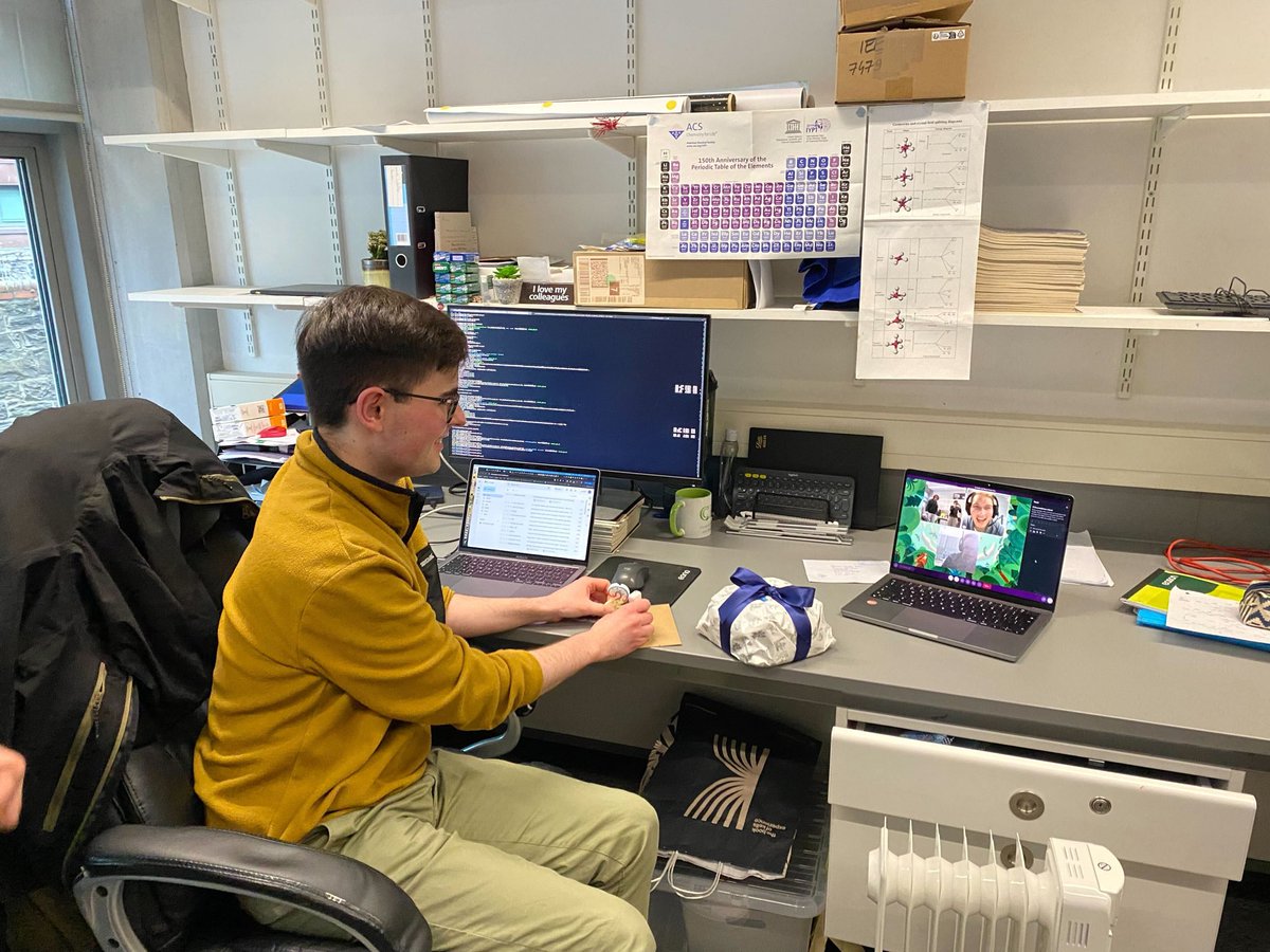 García-Melchor Lab tweet media