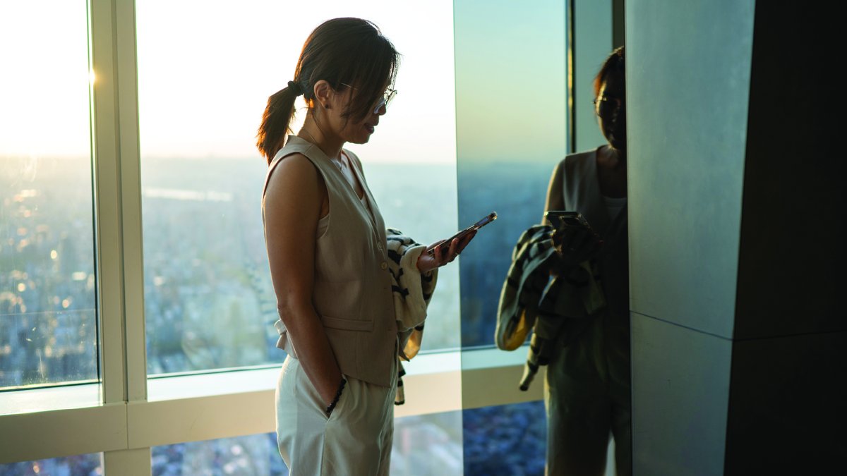 iLOQ_official's tweet image. As cities grow, security evolves. In emerging markets, adopting digital locks isn’t just about tech. It’s about affordability, infrastructure and culture. Could digital locks leapfrog traditional systems in the same way mobile banking transformed finance? bit.ly/4osHwX0