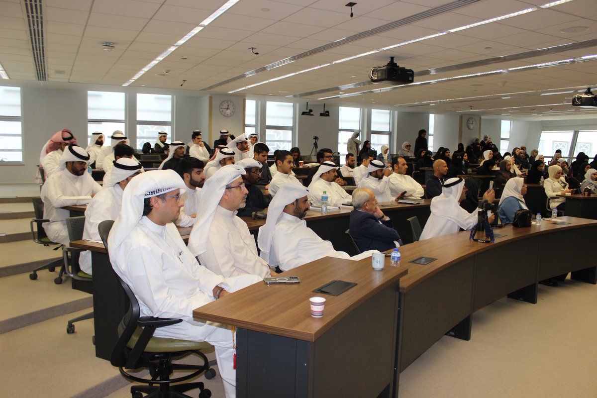 كلية الآداب - جامعة الكويت tweet media