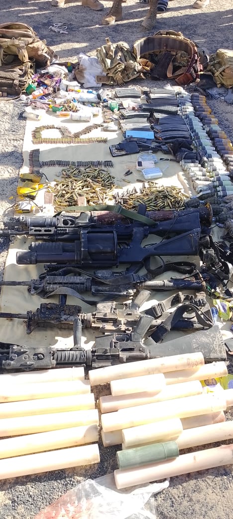 IslooInsider's tweet image. A huge cache of weapons recovered from the BLF terrorists involved in the Nok Kundi FC base attack. 🚨🛡️
NVGs, grenades, US-made rifles, rocket launchers, Kevlar vests, walkie-talkies and more seized. A major blow to their network. 💥

#SecurityUpdate #Pakistan #CounterTerrorism