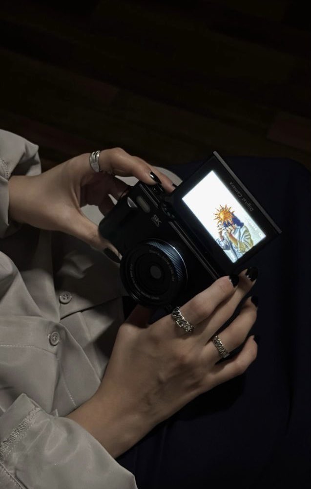 ًً (@thehoetesst) on Twitter photo 