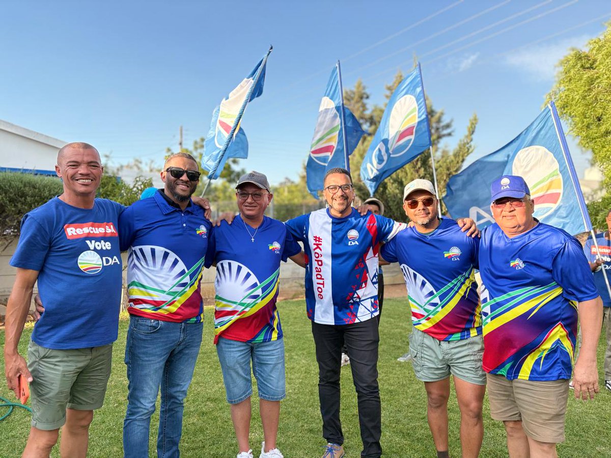 WesternCapeDA's tweet image. ✅ Dit was 'n lekker tyd in Graafwater saam met DA Wes-Kaap Leier Tertuis Simmers en DA Cederberg Wyk 4 tussenviekiesings kandidaat, Paul Strauss.

🗳️ Op 3 Februarie 2026, #StemDA vir 'n beter diens want Paul sal pad toe gaan vir jou!

#KomPadToe