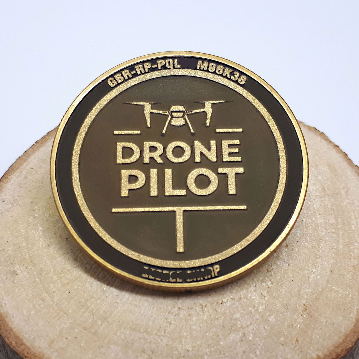 SIUK_Metal's tweet image. Drone pilots carry ID cards, QR codes, batteries, ND filters…

I wanted something that feels personal something small, tactile, and actually lasts...

siukcnc.co.uk/product/drone-…