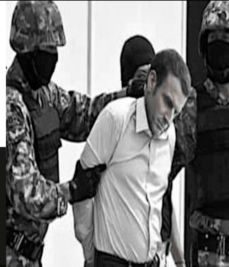 <a href="/johndaviesclar1/">+Stornsen+🇻🇦</a> S'il ne veut pas respecter les règles du jeu,il faut donc aller le chercher par la force.
Respecter le Président c'est normal 👍
Dégager un fou destructif c'est normal aussi.