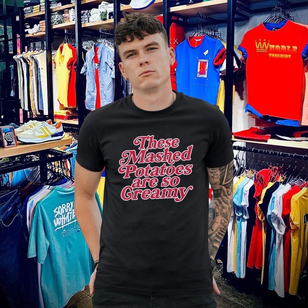teefeetshirt's tweet image. These Mashed Potatoes Are So Creamy T-shirt. Perfect for streetwear vibes, foodie humor, or showing off your love for comfort food anywhere. 👕🥔  
🛒 Shop now: nobleteeshirt.com/product/offici…
#MashedPotatoes #FoodieTee #Streetwear #GraphicTee #FunnyTee #nobleteeshirt