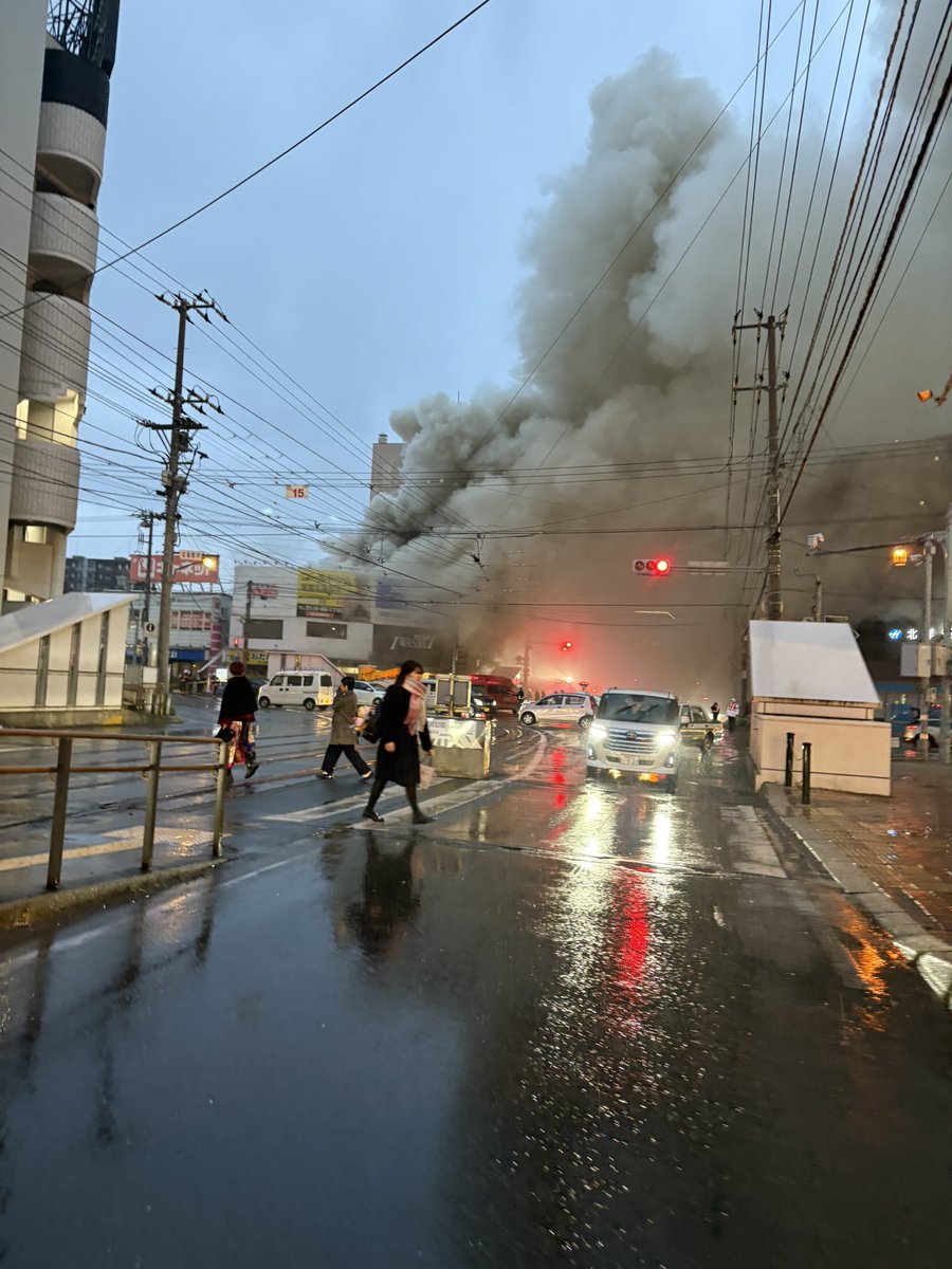 火事🔥急に増えましたね🥶
気をつけてください！！

風邪も流行ってますね

ママは4日から10日までお休みですが女の子のびのびやってます👌

しばし、日本を離れます🙇投稿お楽しみに🎄