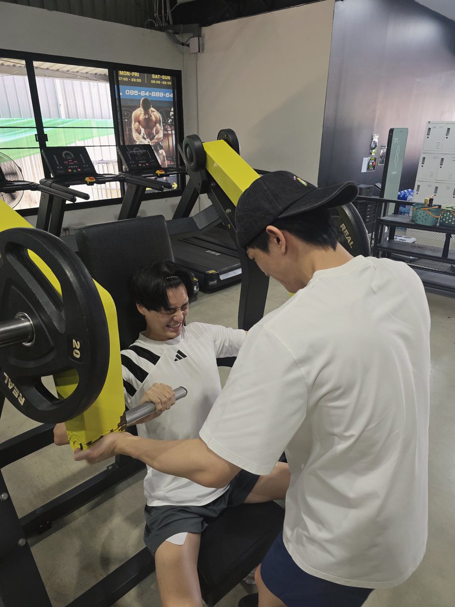 save_saisawat's tweet image. วันนี้มาเซฟให้ฟรัง