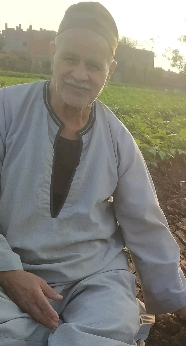 مشوفتش ف حياتي كلها حد ف طيبتك وحنيتك يا سيدي ربنا يرحمك يحبيبي والله حقك عليا