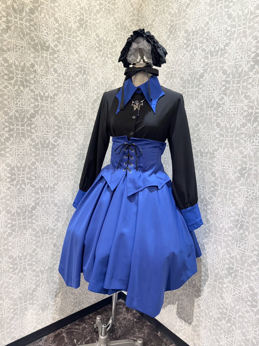 Moi-meme-Moitie】 ✝️pickup item✝️ ☑︎蝙蝠コルセットスカート