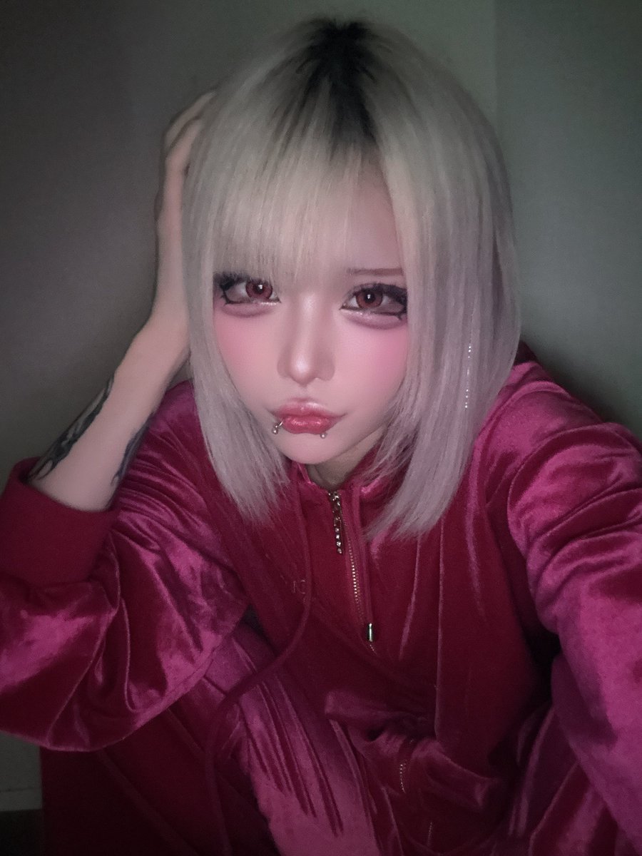 くろる (@kuroru_adomio) / Posts / X