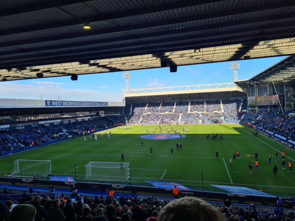 lee1978lcfc's tweet image. 2 years ago today we won 2-1 away at West Brom ... Harry Winks scored a last minute winner ⚽
#lcfc #memories 💙🦊