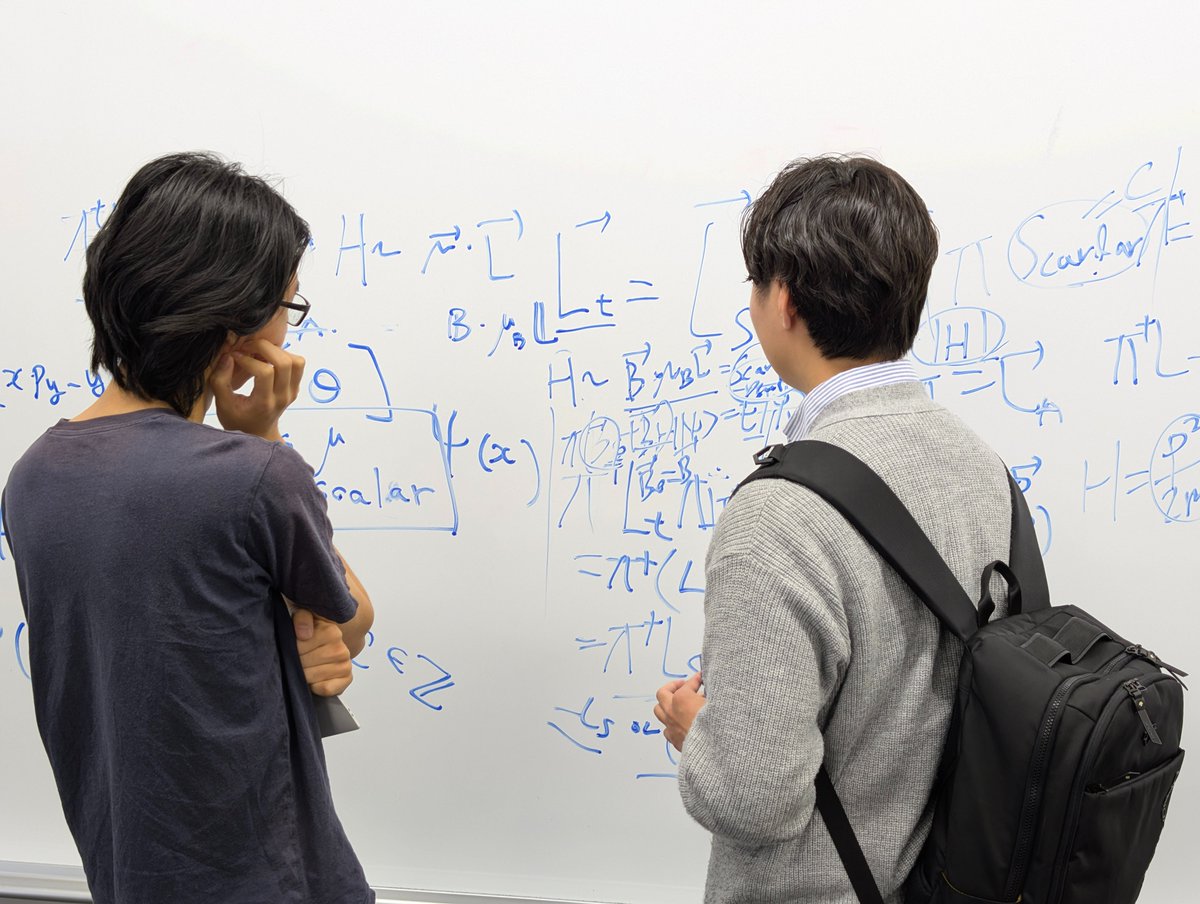 NU_GS_Science's tweet image. ー大学の日常ー

#留学生 活躍シリーズ！

同じく #G30 #物理 の講義。
議論、白熱！

#名大 #理学
Photo by WOJDYLO John