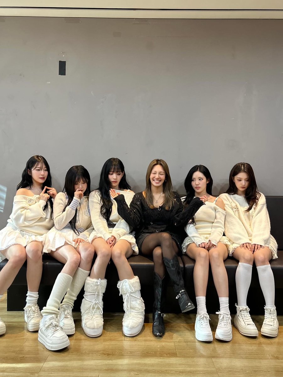 onestar12039's tweet image. 251202 효연의 레벨업 인스타 

instagram.com/p/DRwOqSDiRbU/

#프로미스나인 #fromis_9
#송하영 #하영 #SongHaYoung #HAYOUNG 
#박지원 #지원 #ParkJiWon #JIWON 
#이채영 #채영 #LeeChaeYoung #CHAEYOUNG 
#이나경 #나경 #LeeNaGyung #NAGYUNG 
#백지헌 #지헌 #BaekJiHeon #JIHEON