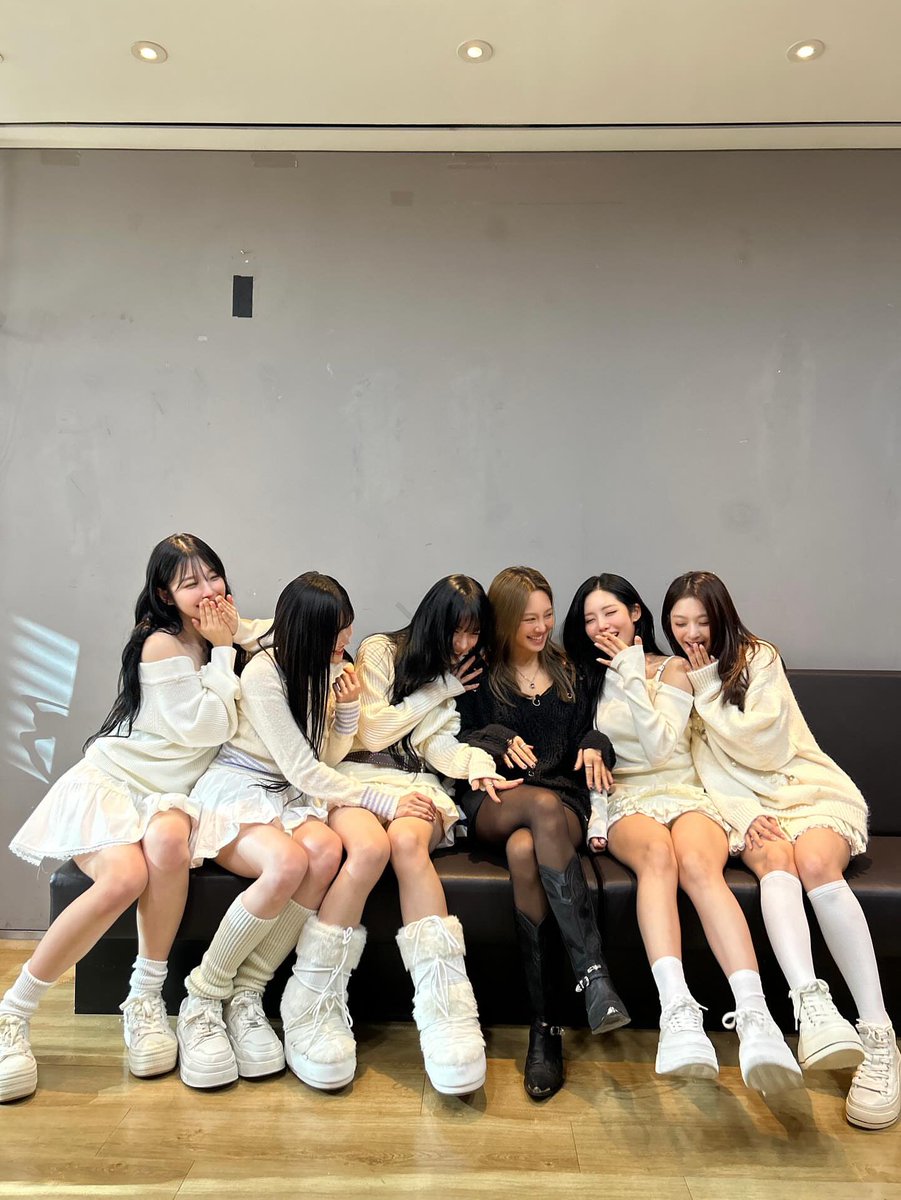 onestar12039's tweet image. 251202 효연의 레벨업 인스타 

instagram.com/p/DRwOqSDiRbU/

#프로미스나인 #fromis_9
#송하영 #하영 #SongHaYoung #HAYOUNG 
#박지원 #지원 #ParkJiWon #JIWON 
#이채영 #채영 #LeeChaeYoung #CHAEYOUNG 
#이나경 #나경 #LeeNaGyung #NAGYUNG 
#백지헌 #지헌 #BaekJiHeon #JIHEON