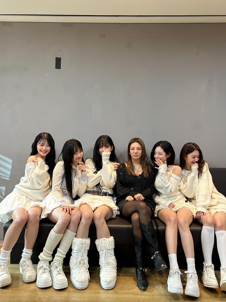 onestar12039's tweet image. 251202 효연의 레벨업 인스타 

instagram.com/p/DRwOqSDiRbU/

#프로미스나인 #fromis_9
#송하영 #하영 #SongHaYoung #HAYOUNG 
#박지원 #지원 #ParkJiWon #JIWON 
#이채영 #채영 #LeeChaeYoung #CHAEYOUNG 
#이나경 #나경 #LeeNaGyung #NAGYUNG 
#백지헌 #지헌 #BaekJiHeon #JIHEON