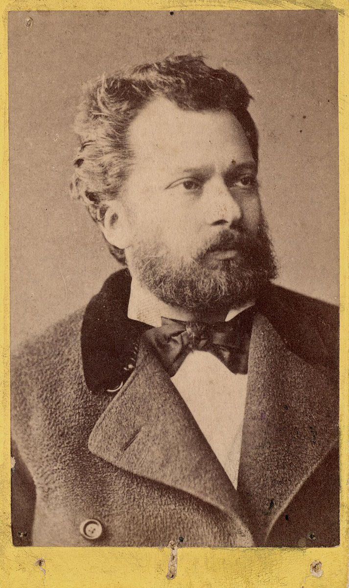Gazi Mustafa Kemal Paşa'nın "heyecanlarımın babası" dediği Namık Kemal'in bugün ölüm yıldönümü. 

Vatanın bağrına düşman dayadı hançerini,
Yoğimiş kurtaracak bahtı kara mâderini...