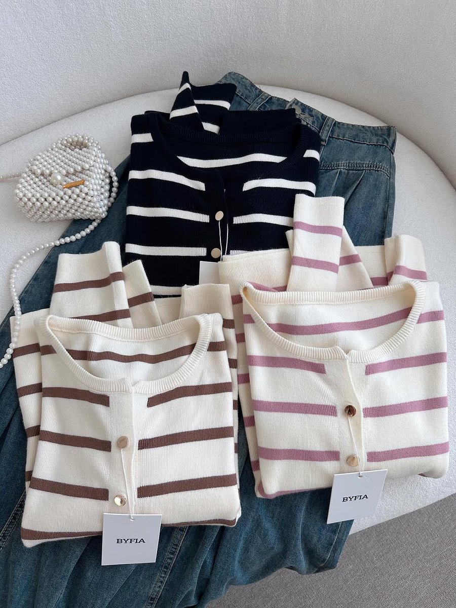 estheticalism's tweet image. ୨୧ Outfit Ideas for College ✨️