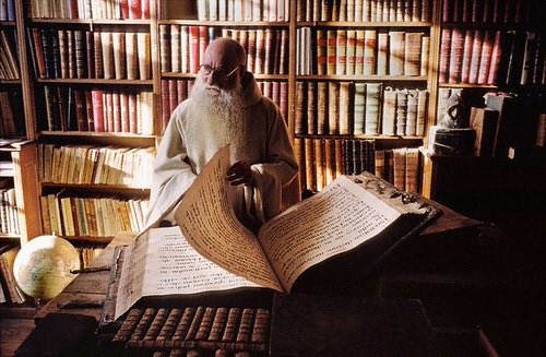 WittyLevi's tweet image. Solomon reading out his surnames