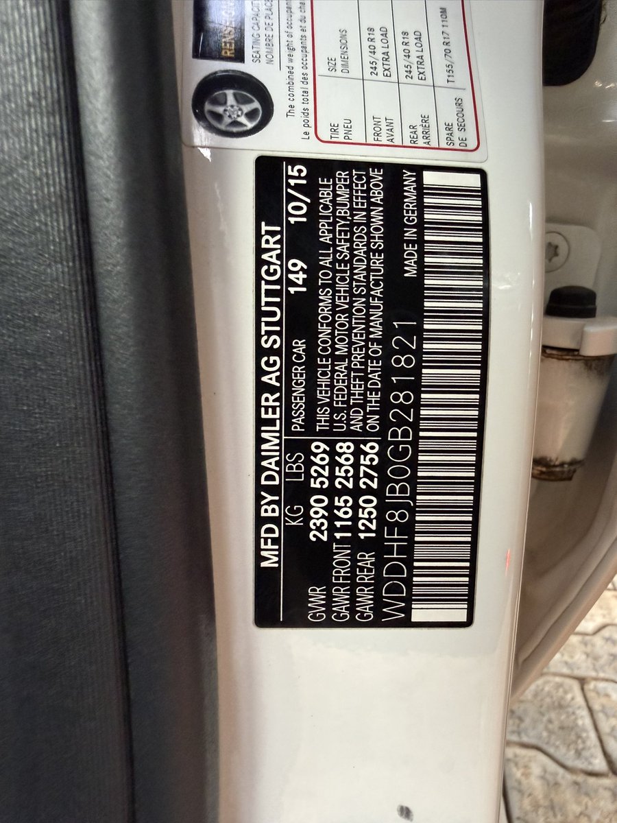 🔥 FOR SALE: EXTREMELY CLEAN DIRECT 2016 E CLASS🔥

💰 Starting Price: N22,500,000

🚗 Well-maintained, top condition, ready to drive!

📩 Contact now to own this beauty before it’s gone!