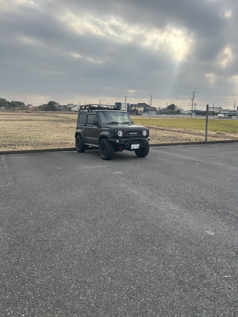 null_null33's tweet image. 田んぼの様子を見ニー