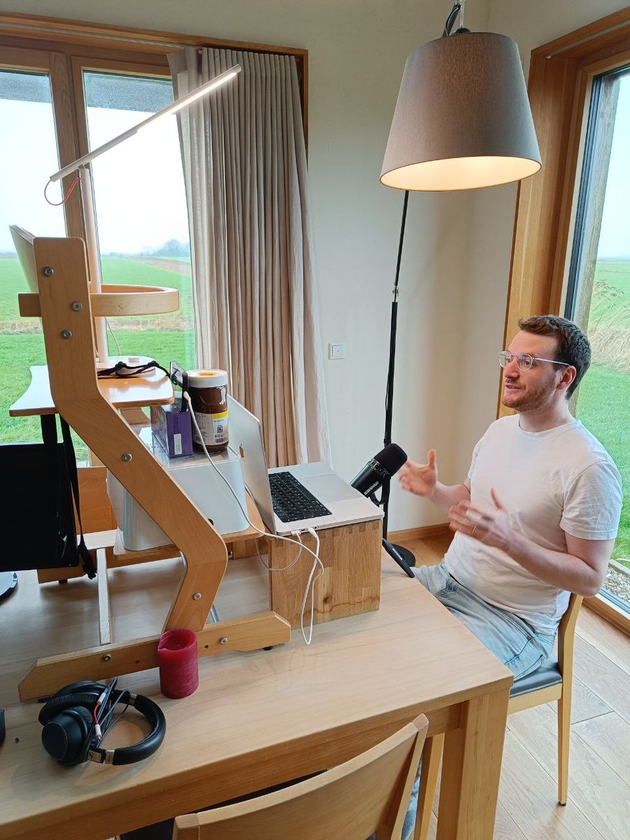 I’ve spent the last four days secluded on a tiny island in North Germany shooting and editing the new <a href="/getfernand/">Fernand</a> product demo video. This place has literally three times more sheep than people.

This photo sums up the setup pretty well: my camera is propped up on a baby chair