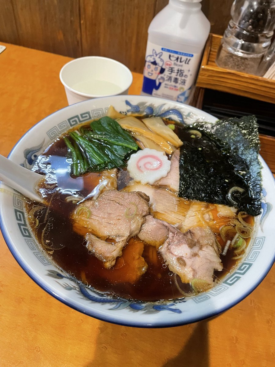 生姜醤油ラーメンうっまーーー！スープ完飲してしまった。