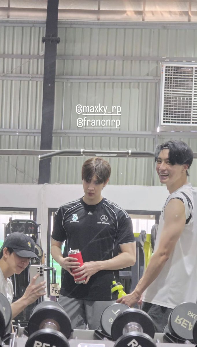 March_6code's tweet image. Team สุดหล่อ 🫠

#savesaisawat #maxky_rp #francnrp