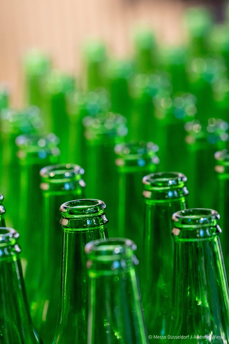 How can glass become even more recyclable? ♻️

The new guide from BDE and BVSE provides practical, design-oriented recommendations for packaging manufacturers and glassworks.

👉 shorturl.at/YpBMk

#WeAreGlass #glasstec2026