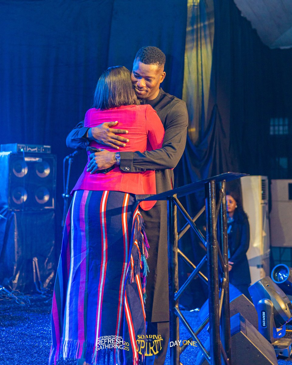 thewinlos's tweet image. Declare these with faith: 
“I will marry right and marry well.”

Married folks: “My marriage will thrive because God is first.”

Men: “I will embody the role of a bridegroom.”

Women: “I will walk in honour and biblical submission.”

A successful marriage is possible.