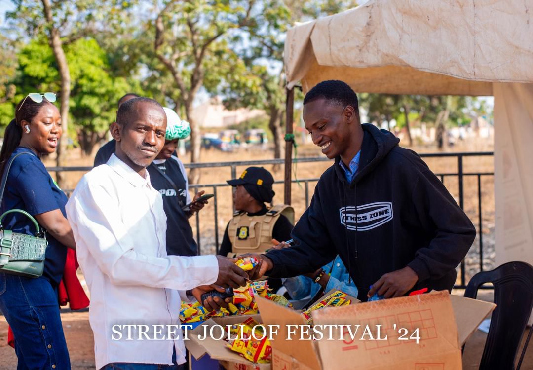 IamSocialMallam's tweet image. StreetEat Jollof Festival is BACK Old School Edition!
Good vibes, great Jollof, 30+ recipes, live demos, games &amp;amp; the ultimate glutton challenge!
📅 Dec 21 | 📍 Deputy Governor’s Court
🎟️ ₦2,000
Don’t miss the taste of tradition!
For tickets 
selar.com/294dk8500s