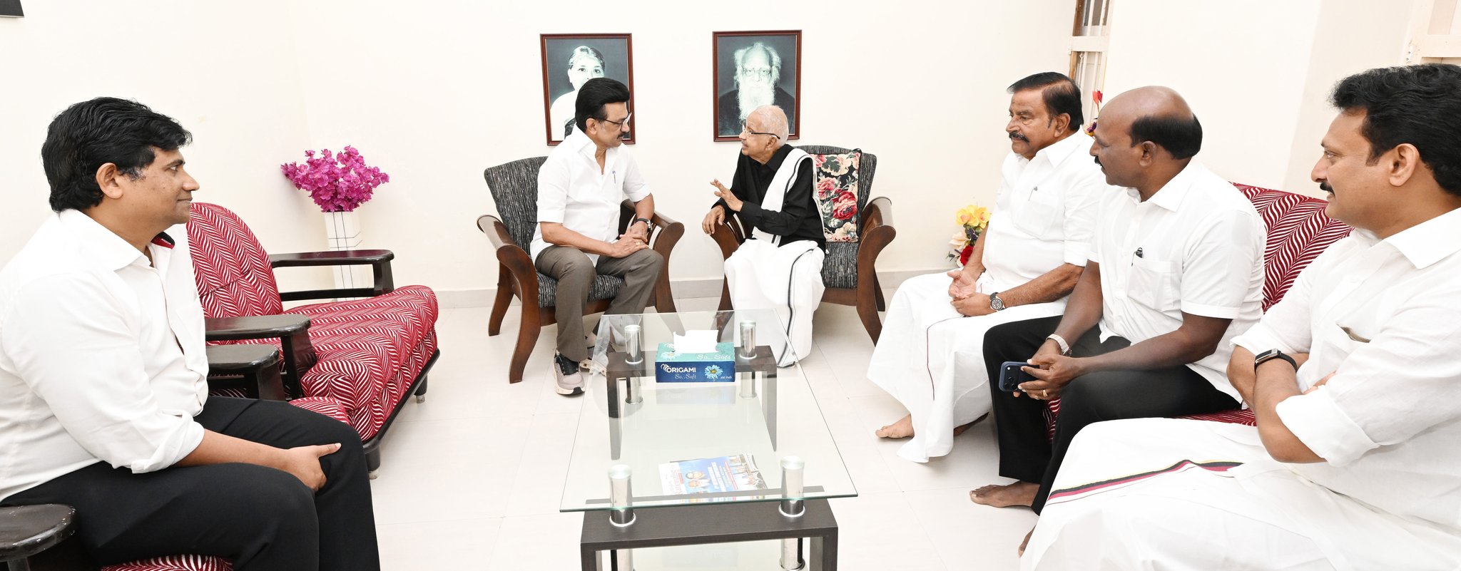 கி. வீரமணிக்கு 93வது பிறந்தநாள்… ஸ்டாலின் நேரில் வாழ்த்து