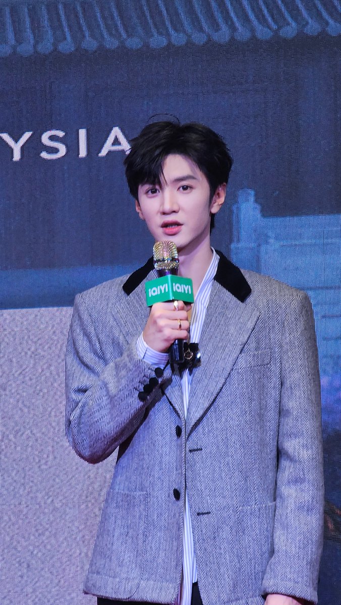 MyKpopHuntress's tweet image. shuai geeeeeeee 😍😍😍😍😍😍

#iQIYI #iQIYIStarship2025 #ChenZheyuan #CHENZHEYUANinKL #CHENZHEYUANinMY