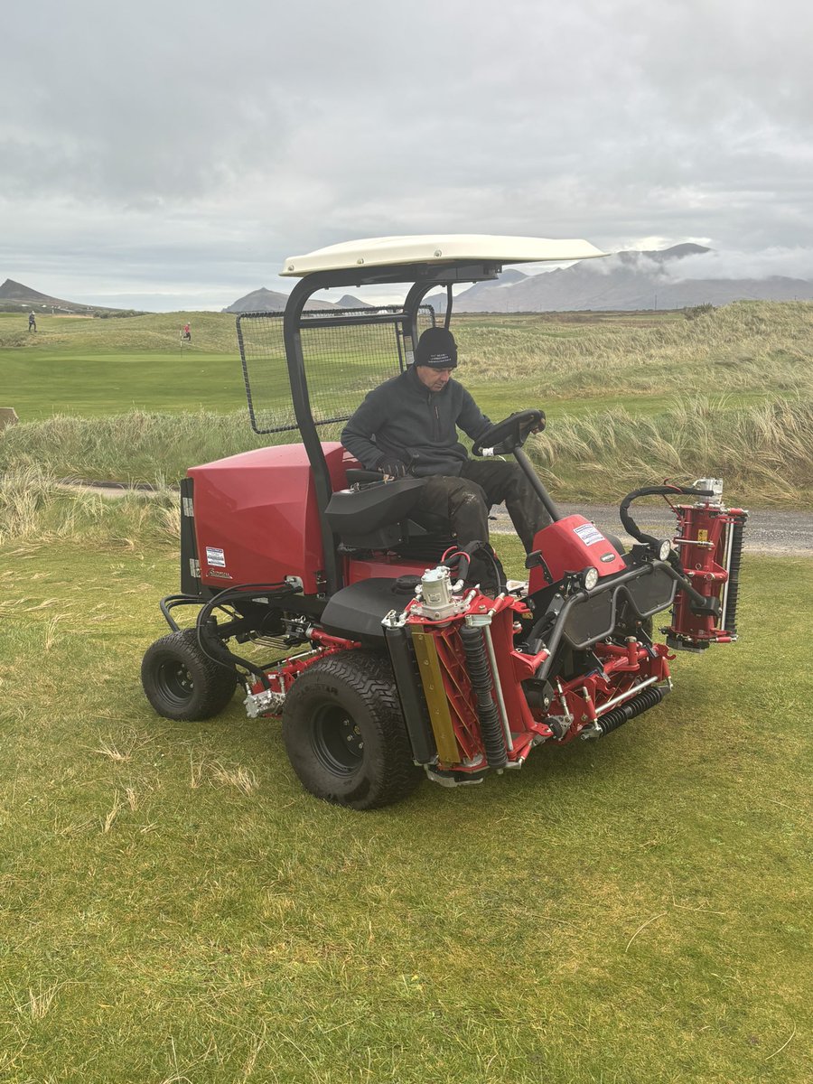 FergalInfo's tweet image. A New Baroness LM551B Fairway Mower purchased by another ⛳️ Links Course ⛳️ in Kerry