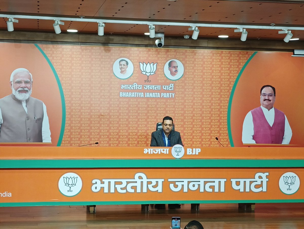 NikhilkRastogi's tweet image. BJP #MP &amp;amp; National #Spokesperson #Dr @sambitswaraj addressing a press conference at BJP HQ, New Delhi.
#BJP #PressConference #Delhi
@BJP4India