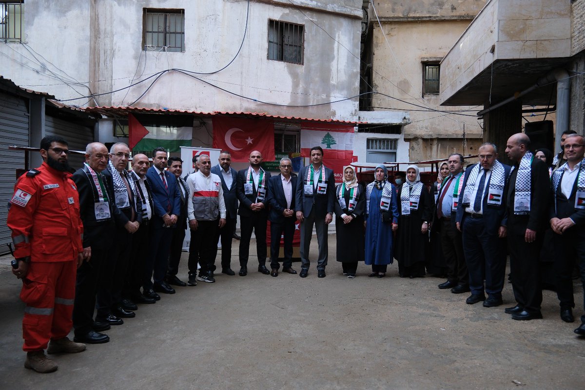 BeytiyeEkinci's tweet photo. Aklım, kalbim Beyrut"ta kalırken, coğrafyanın direnen çocukları İslamın direnme ve diriliş ruhunun ne demek olduğunu bizlere tekraren öğretti. Direnişin yurdu #Lübnan ve #Filistine ve bütün insanlığın saadeti için çalışan IMG (Uluslararası Milli Görüş Yardım Organizasyonu) teşekkür ediyorum.