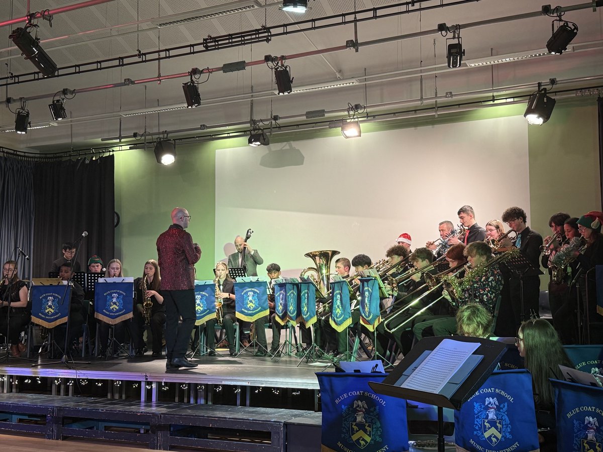 Become a Music teacher and you can be a part of creating truly magical events like this.🎵
Find out more at:
#traintoteach #teachertraining #oldham #manchester